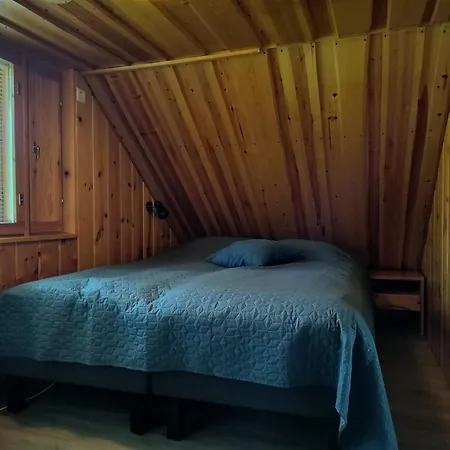Rapula 1makuuhuone Ja Parvi *