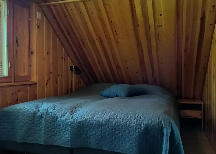 Rapula 1makuuhuone Ja Parvi *